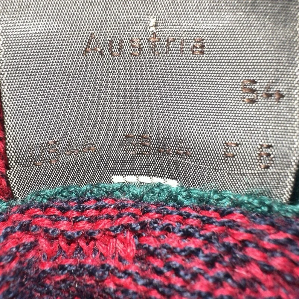 Vintage Maser Austria Golf‎ Sweater Size 44/Large Bulldog Wool Blend Red